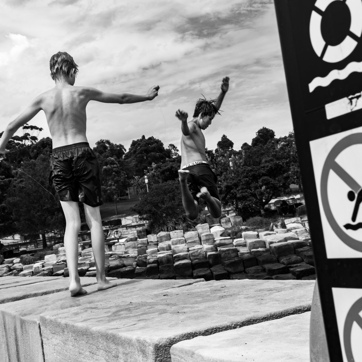 Street photograph from the full Wander Like a Human collection.