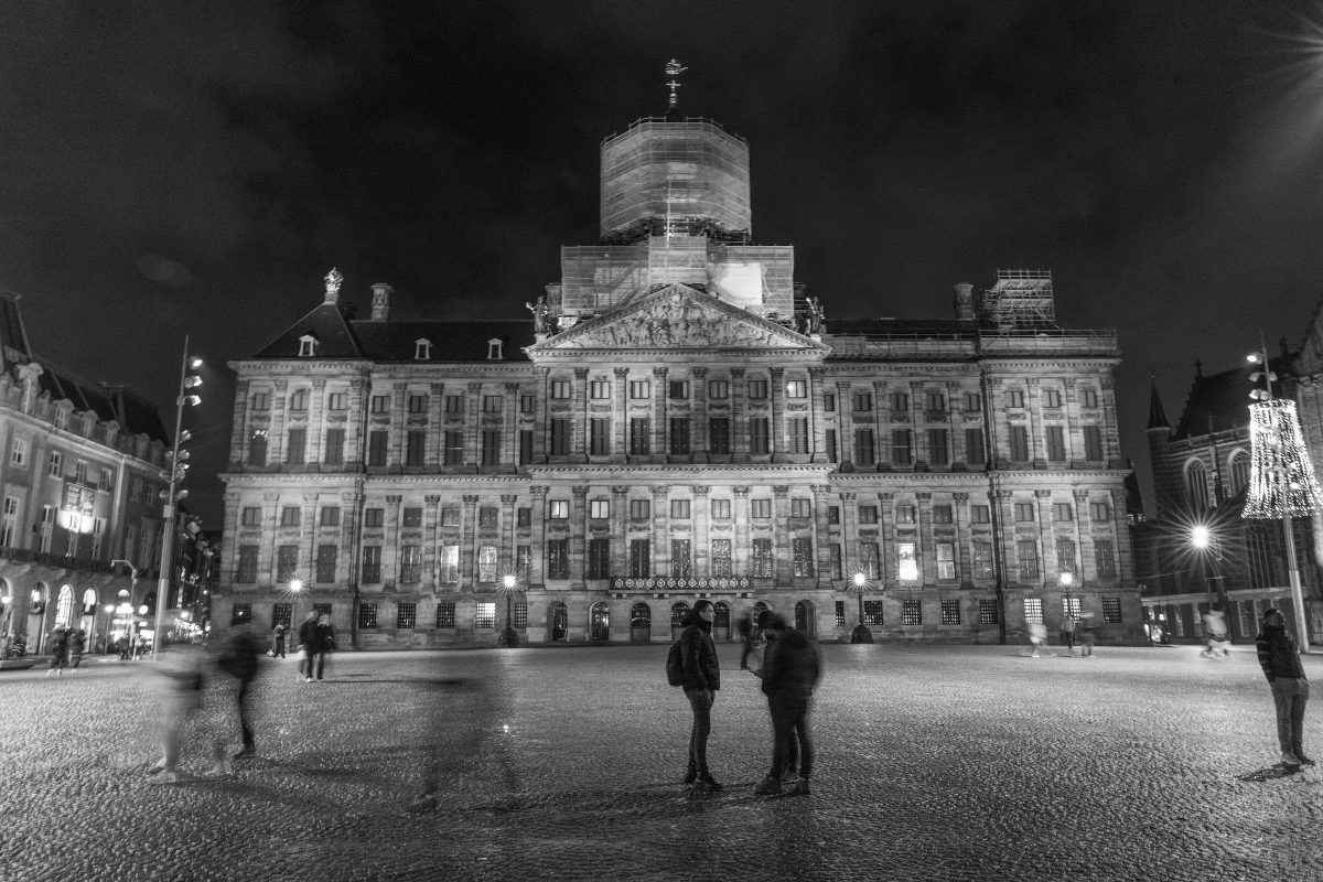 Street photograph from the full Wander Like a Human collection.