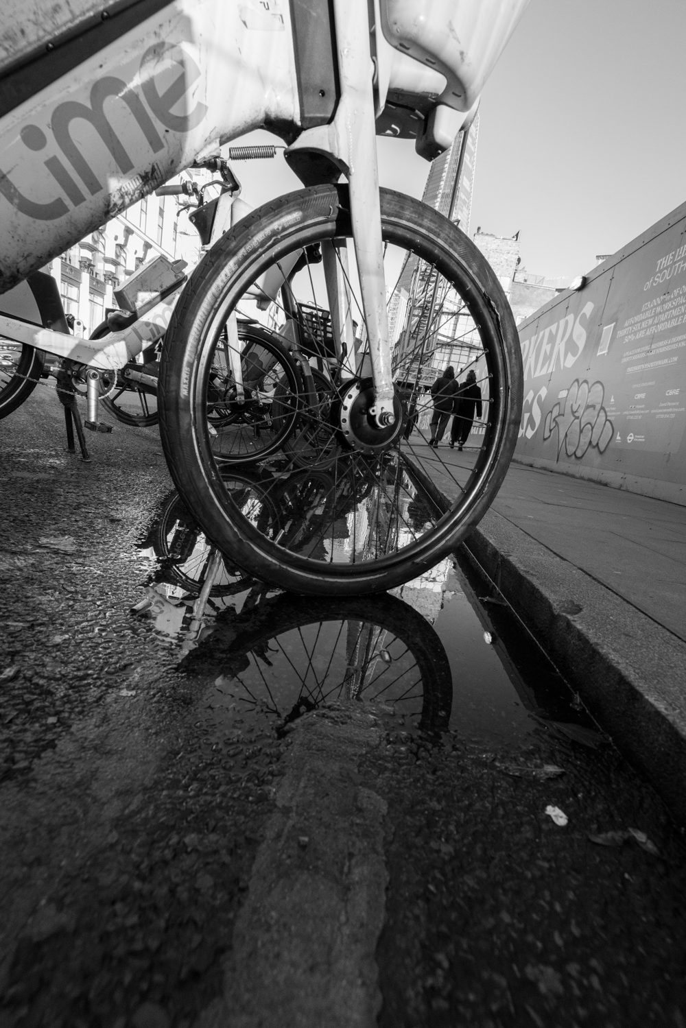 Street photograph from the full Wander Like a Human collection.